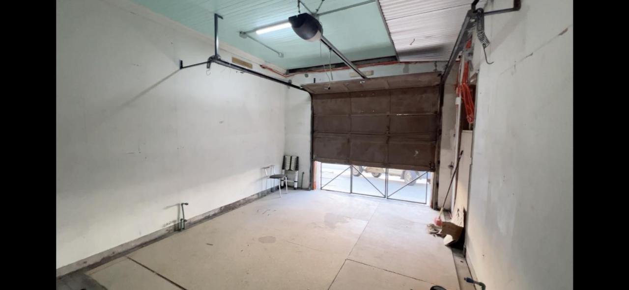 Апартаменти Incredible Downtown Duplex With Interior Backyard Пунта-Аренас Екстер'єр фото